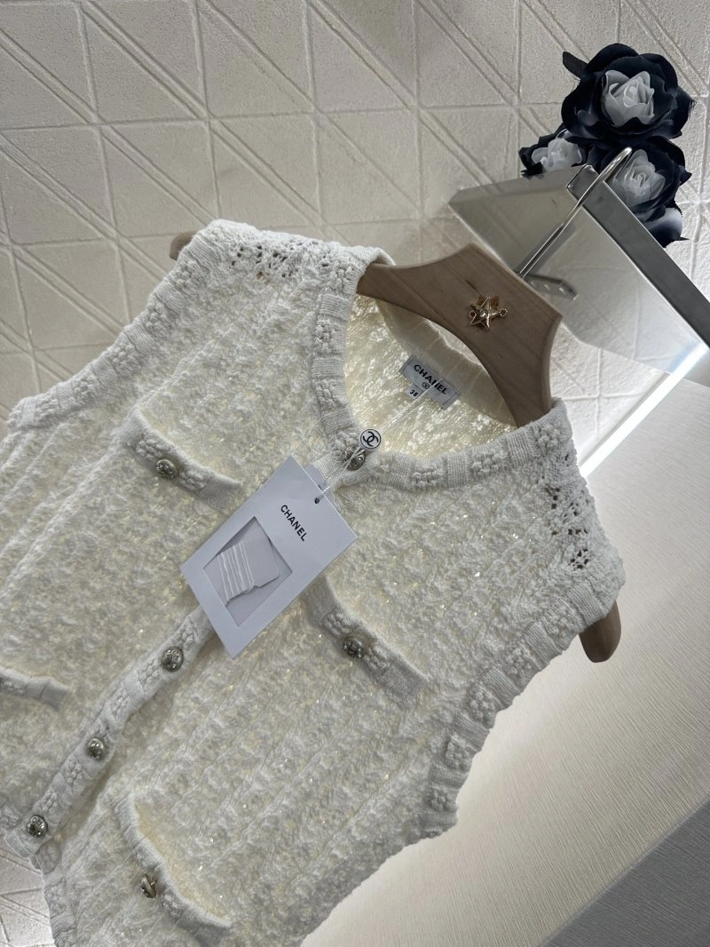 EyeCatching Chanel Vest 108506