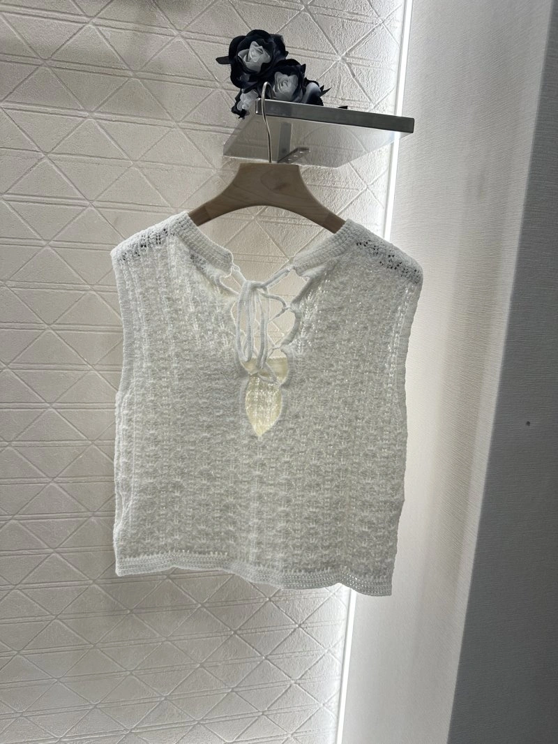 Reliable Chanel Vest 108504