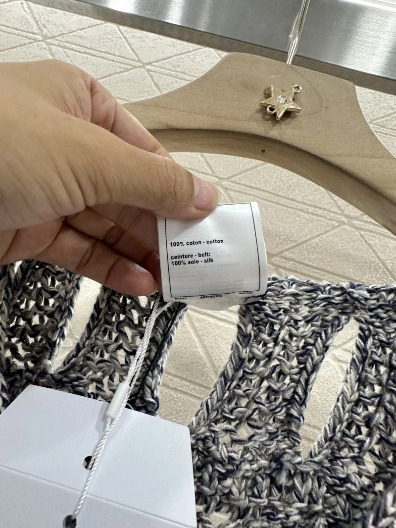 Chanel Vest Lightweight 108500