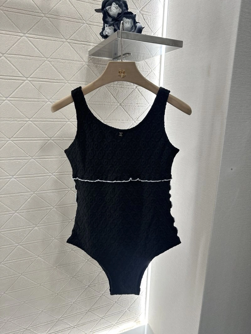 Modern Chanel Vest 108483