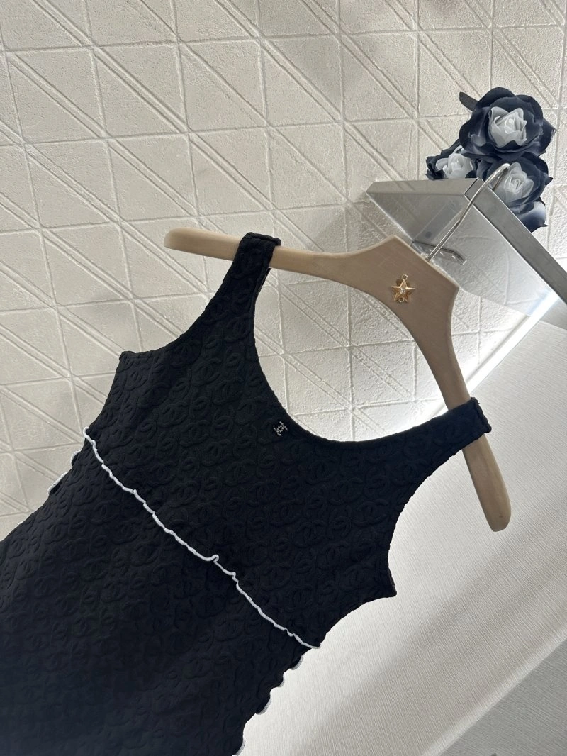 Modern Chanel Vest 108483