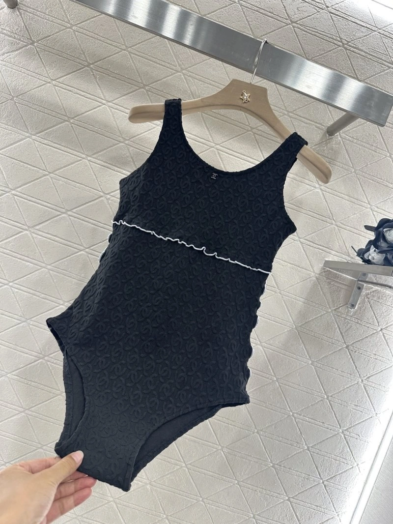 Modern Chanel Vest 108483
