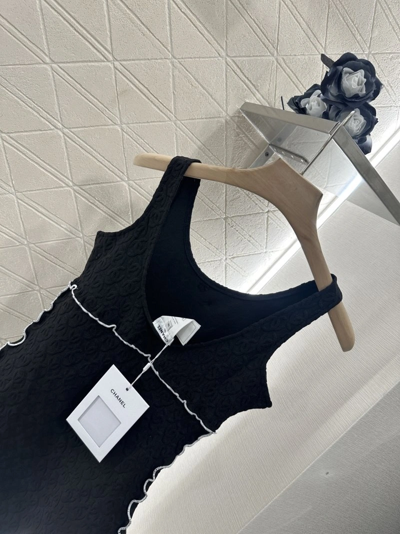 Modern Chanel Vest 108483