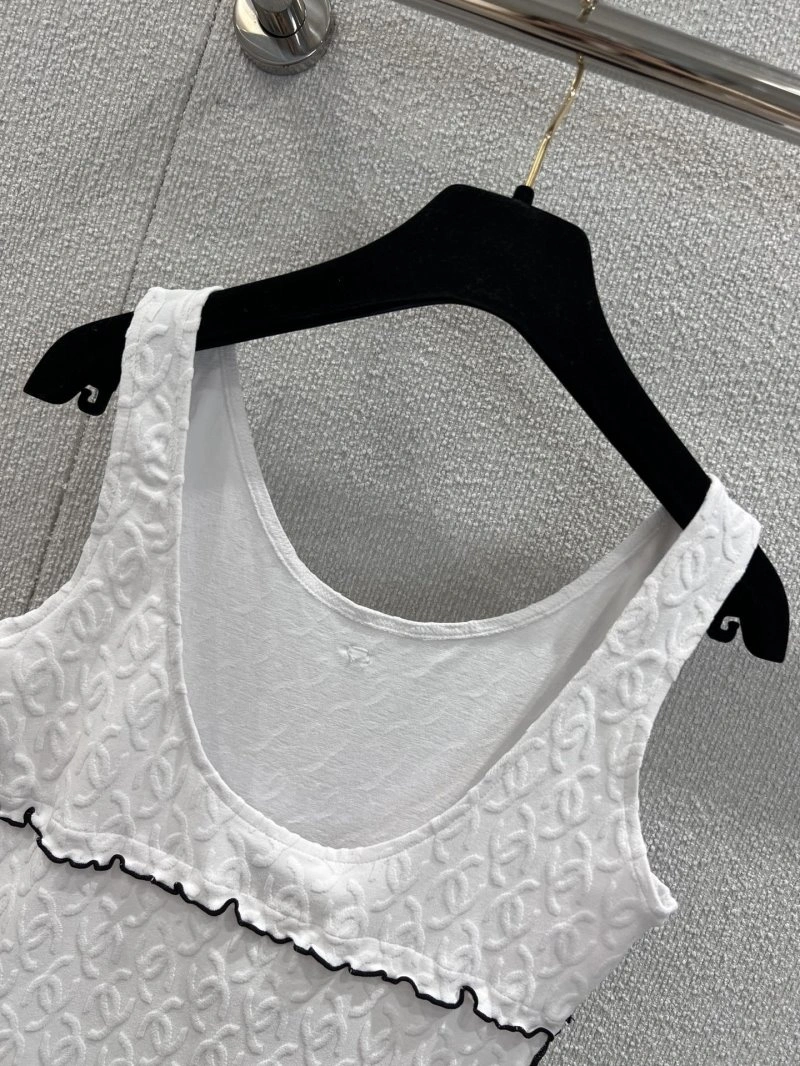Chanel Vest Comfortable 108487