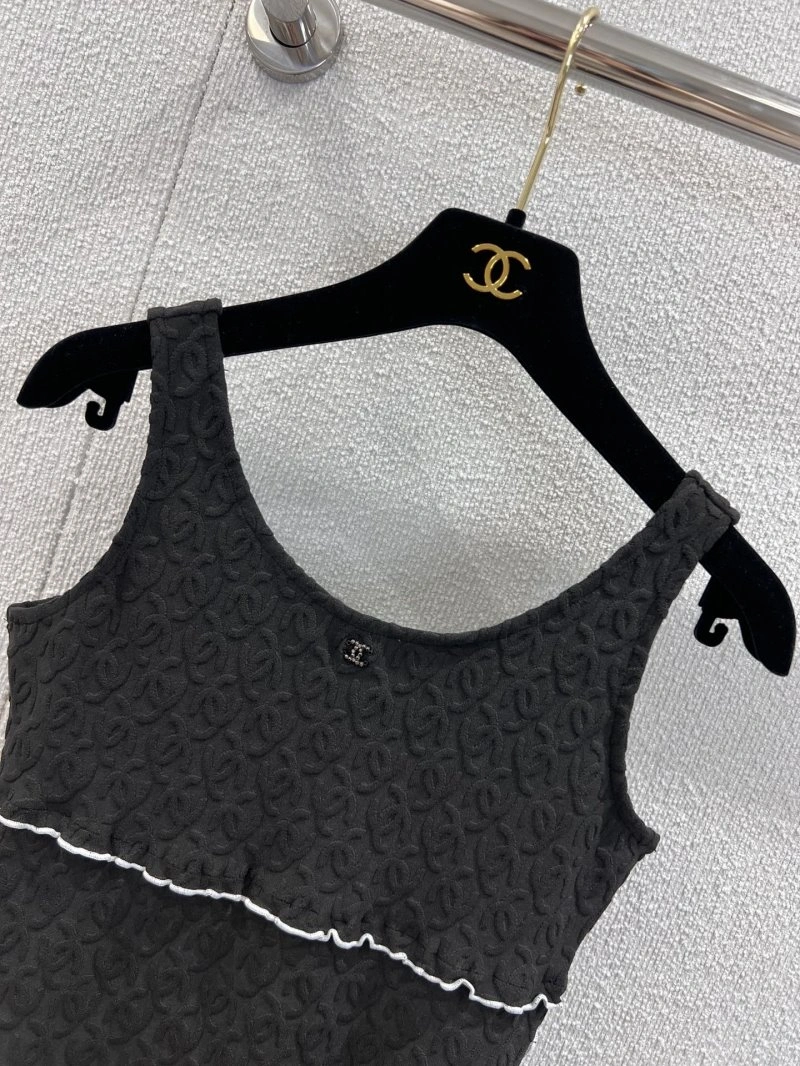 Chanel Vest AllSeason 108505