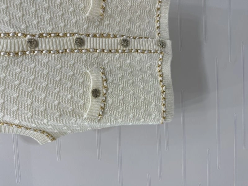 Chanel Vest Breathable 108477