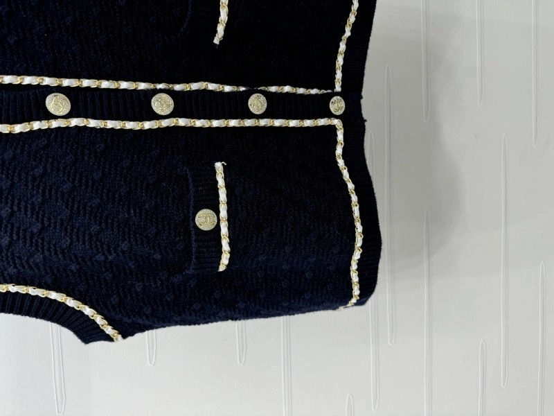 FashionForward Chanel Vest 108476