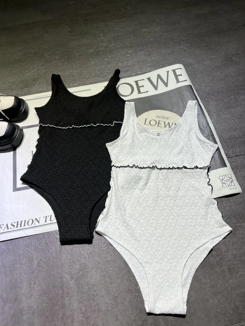 Attractive Chanel Vest 108475