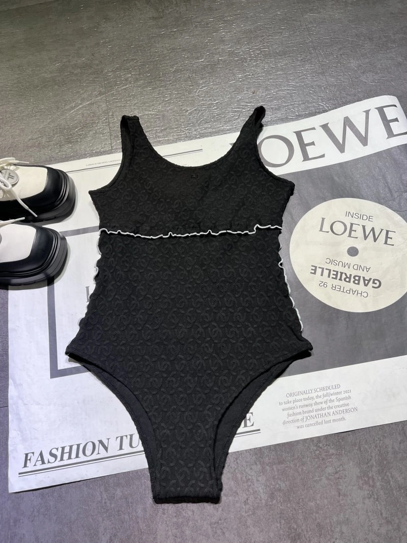 Attractive Chanel Vest 108475