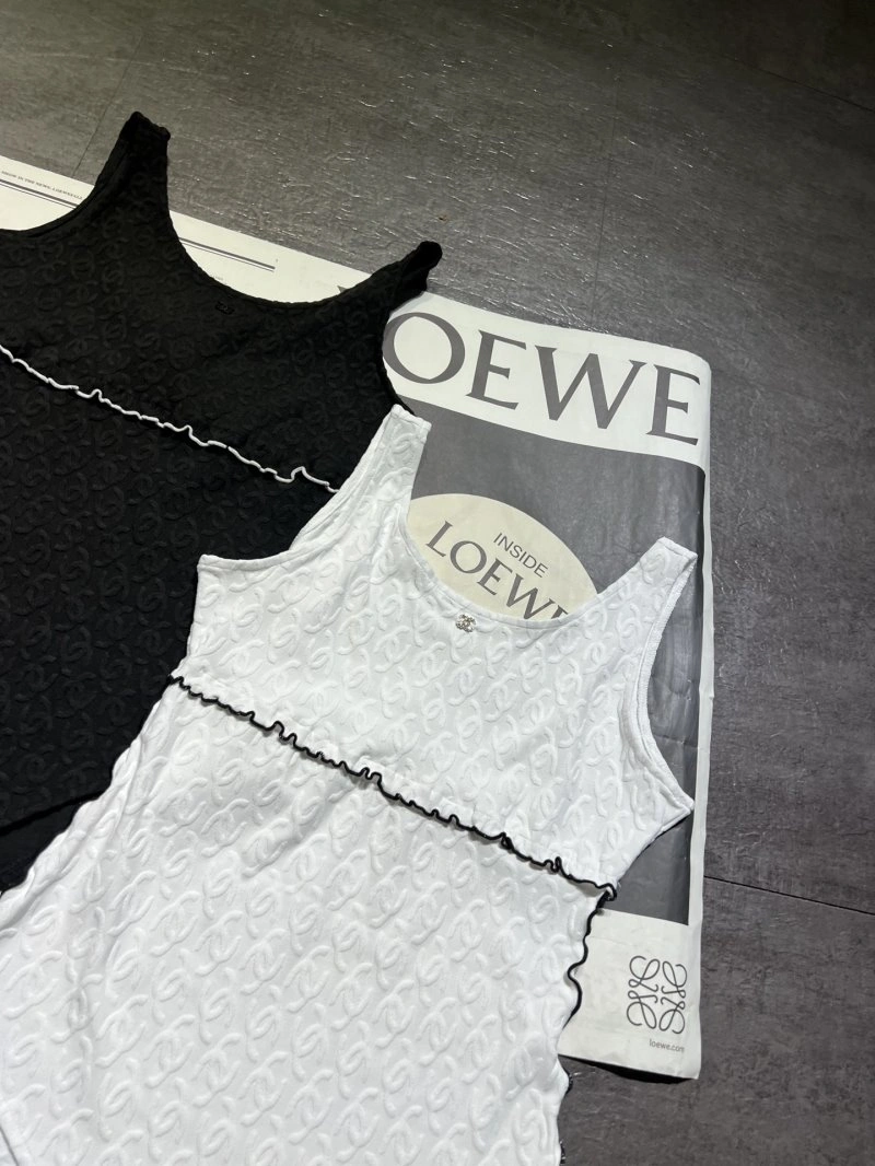 Attractive Chanel Vest 108475