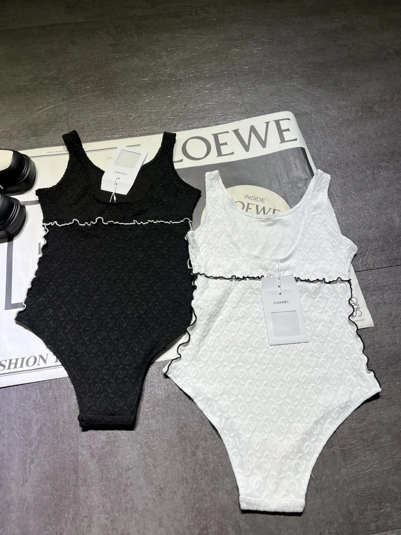 Attractive Chanel Vest 108475
