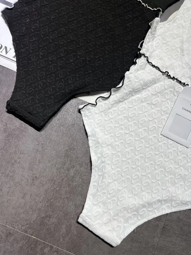 Attractive Chanel Vest 108475