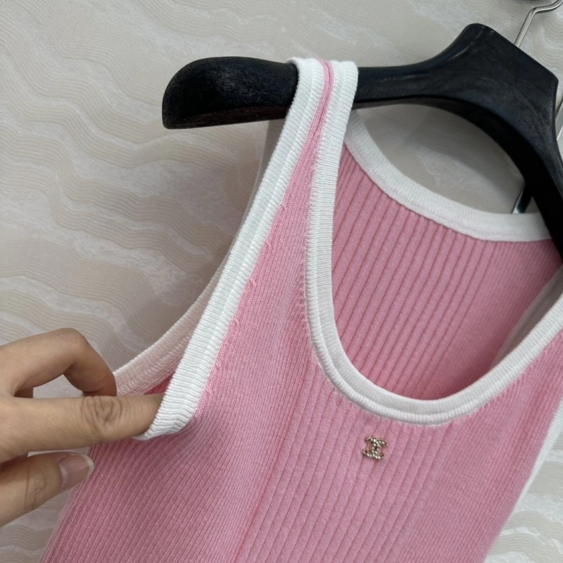 Chanel Vest Minimalist 108458