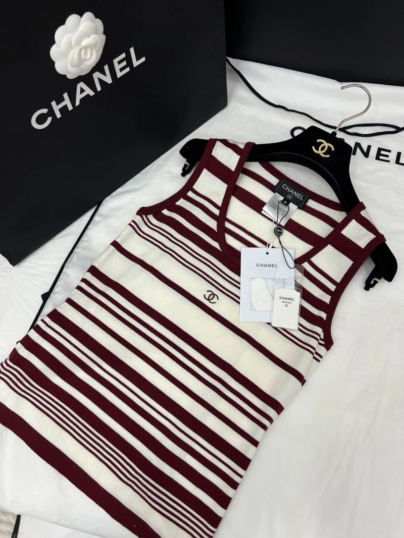 WaterResistant Chanel Vest 108445