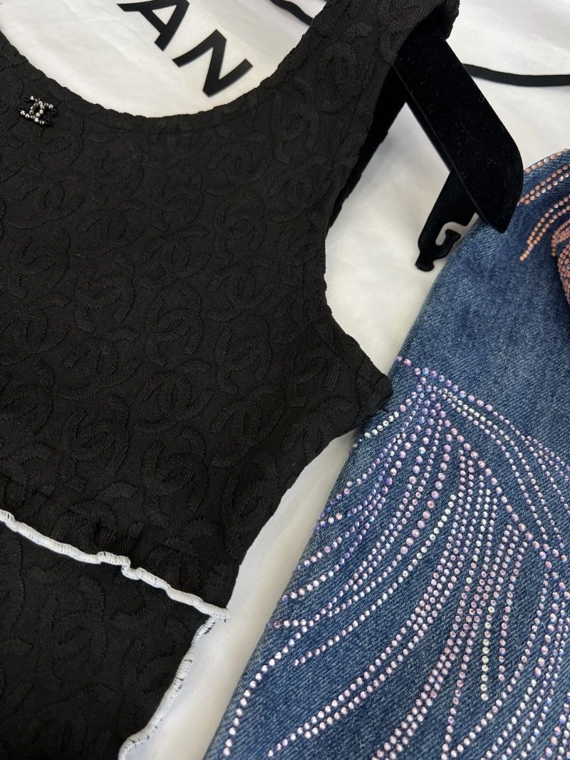 Chanel Vest TimelessDesign 108446