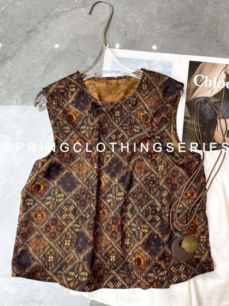 Chanel Vest GoodFit 108473