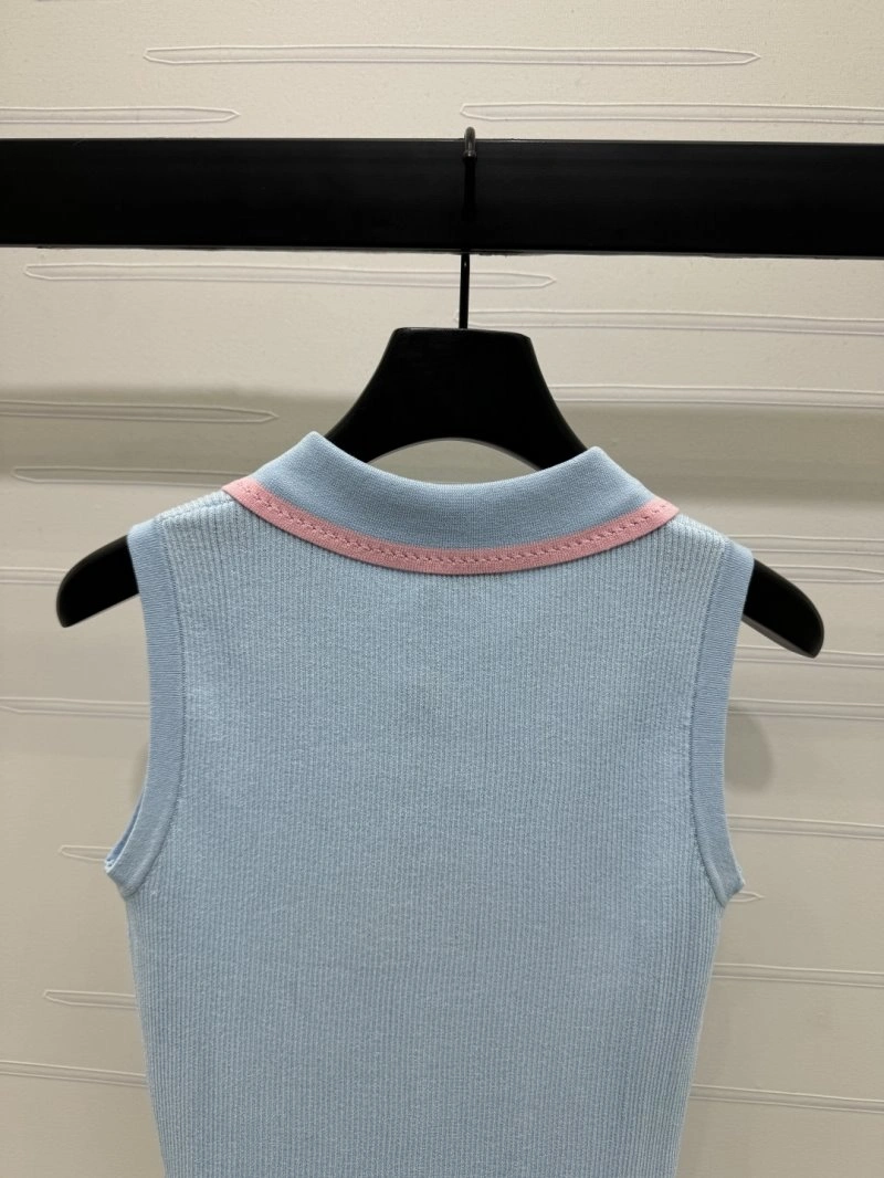 Unique Chanel Vest 108457
