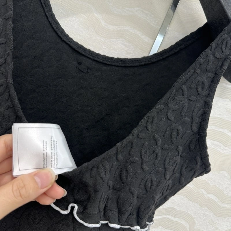 MoistureWicking Chanel Vest 108464