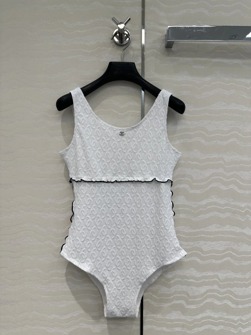 Chanel Vest Cozy 108451