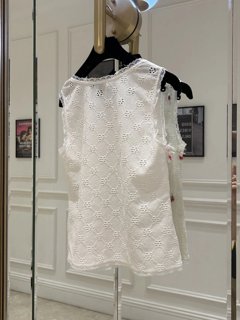 EasyCare Chanel Vest 108442