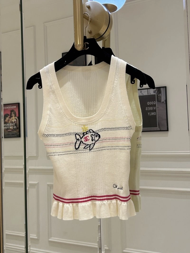 WeatherProof Chanel Vest 108440