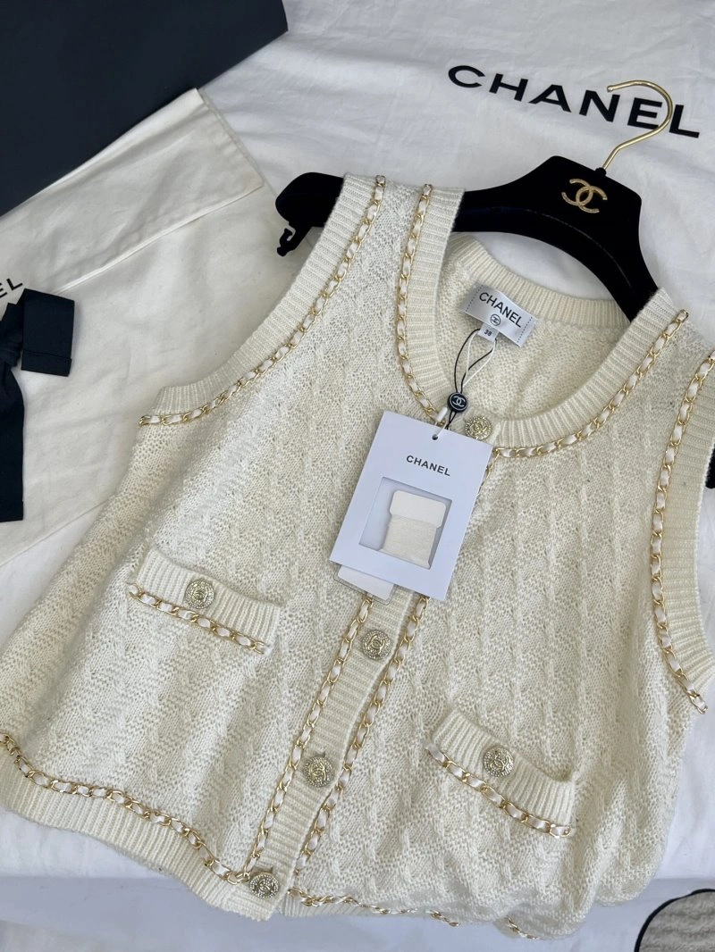 Seasonal Chanel Vest 108438