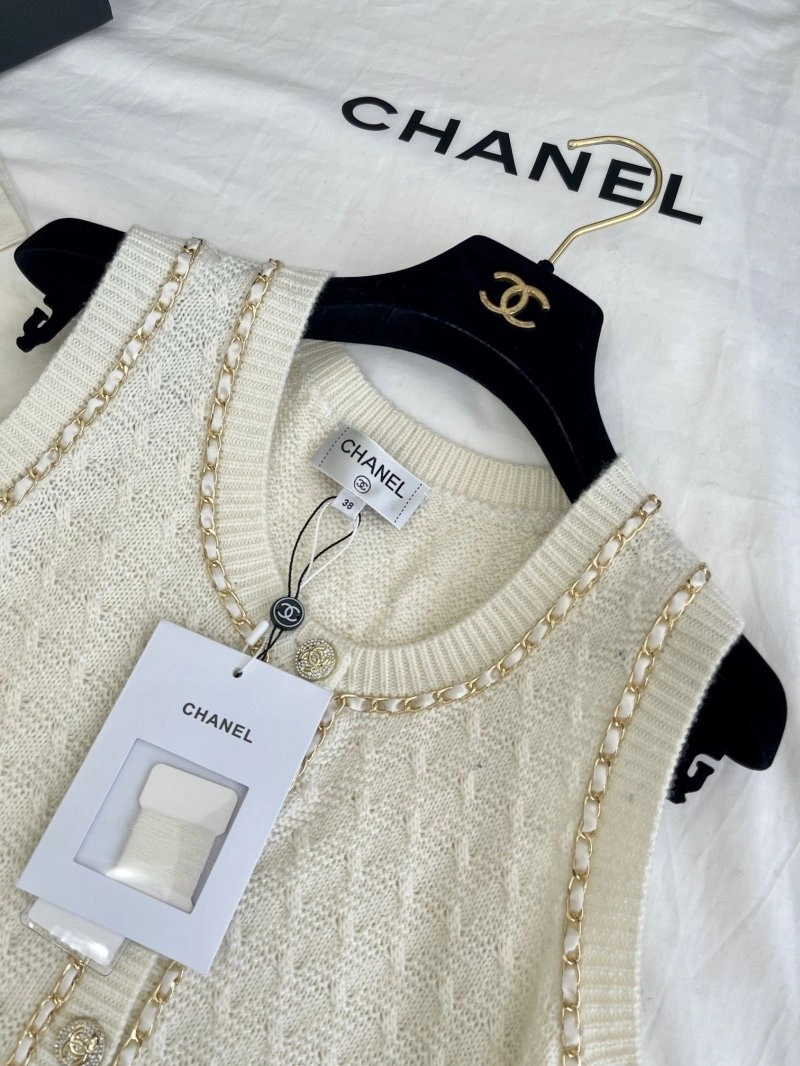 Seasonal Chanel Vest 108438