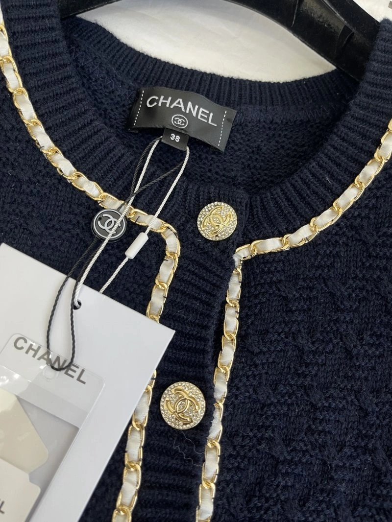 Practical Chanel Vest 108439