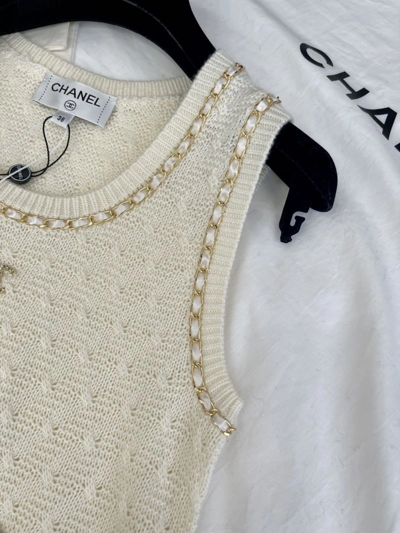Trendy Chanel Vest 108437