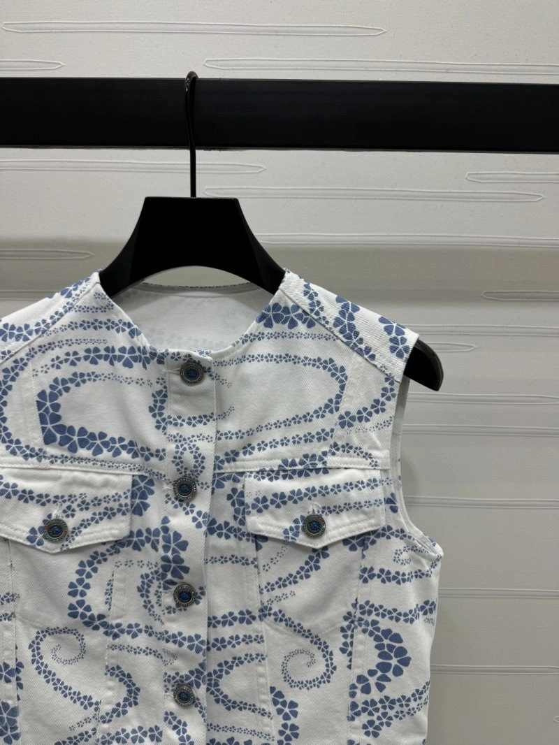 Affordable Chanel Vest 108435