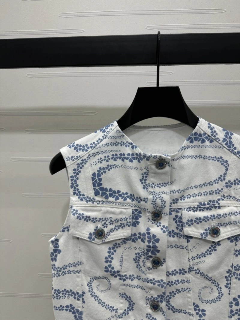 Affordable Chanel Vest 108435