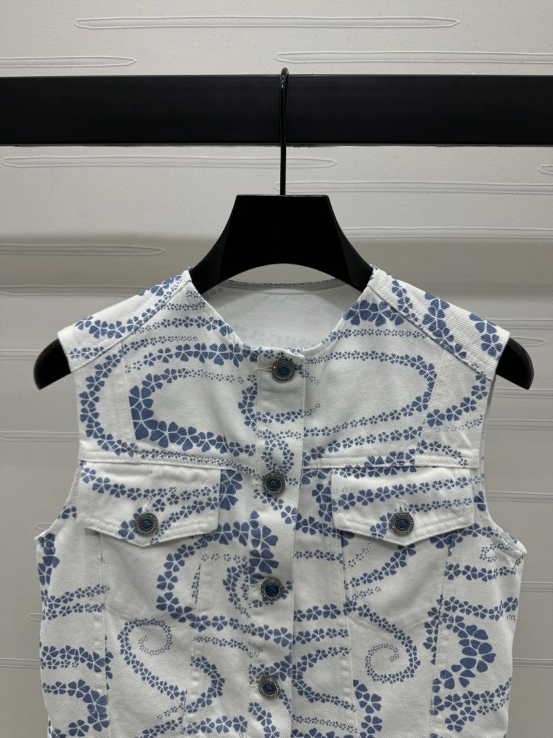 Affordable Chanel Vest 108435