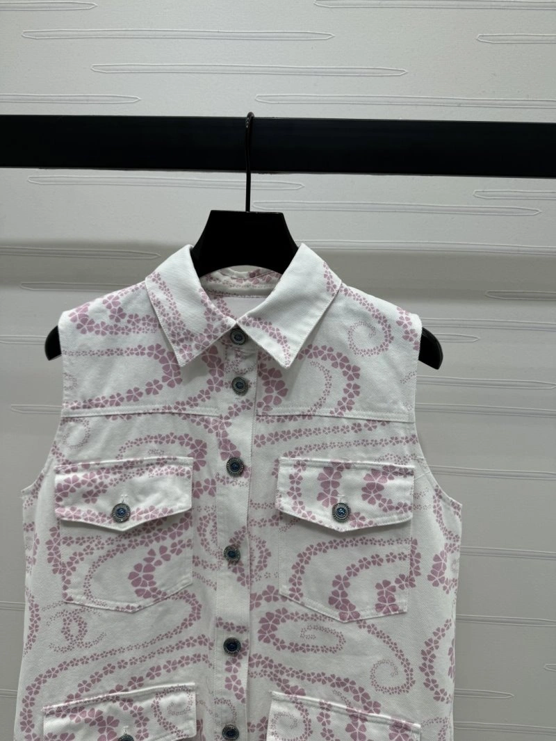 Sporty Chanel Vest 108434