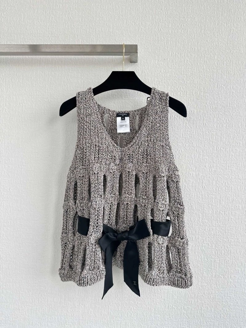 Chanel Vest AllSeason 108402