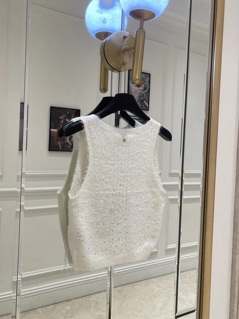 Chanel Vest Elegant 108411
