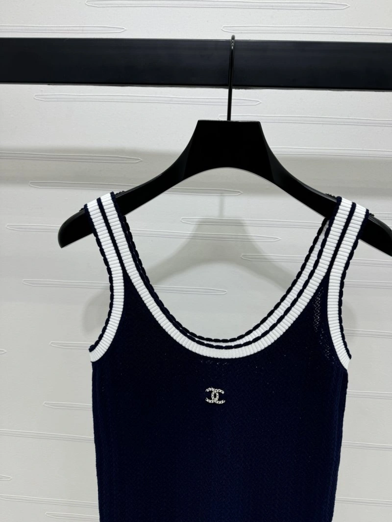 Chic Chanel Vest 108421