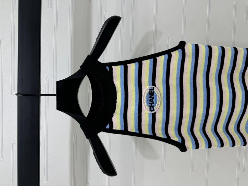 TimelessDesign Chanel Vest 108423