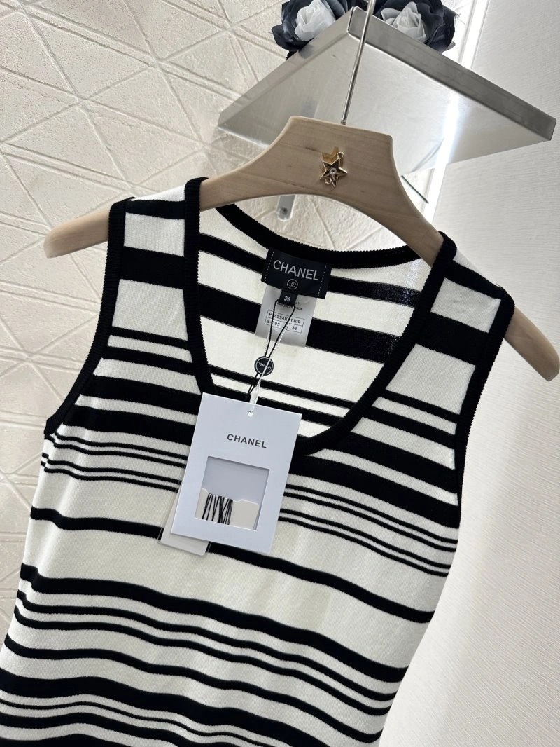 UrbanStyle Chanel Vest 108401