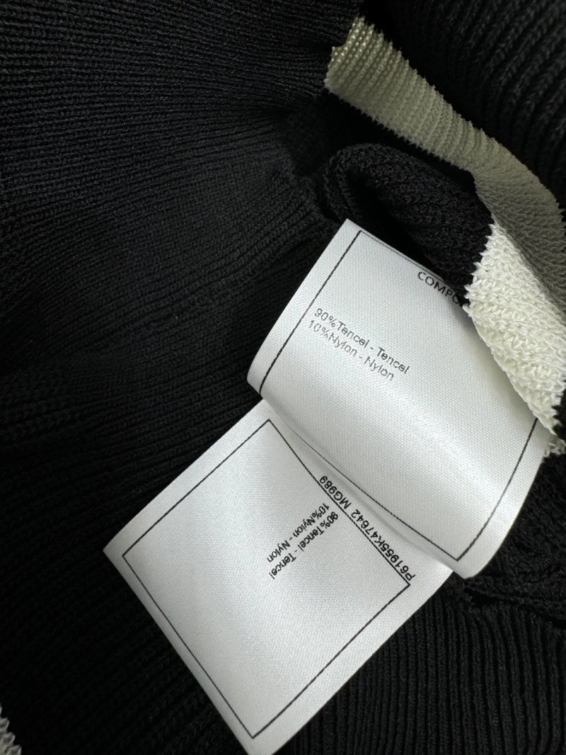 MoistureWicking Chanel Vest 108376
