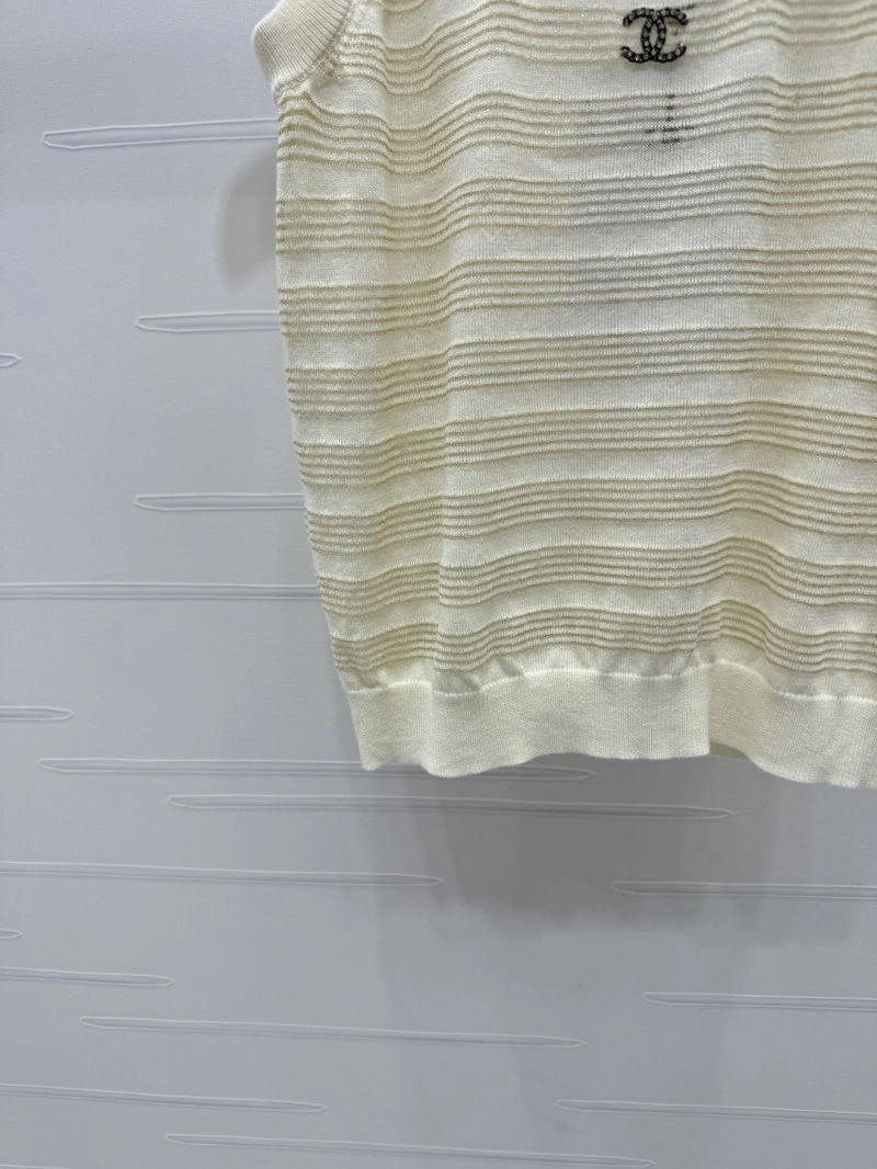 Chanel Vest Functional 108377