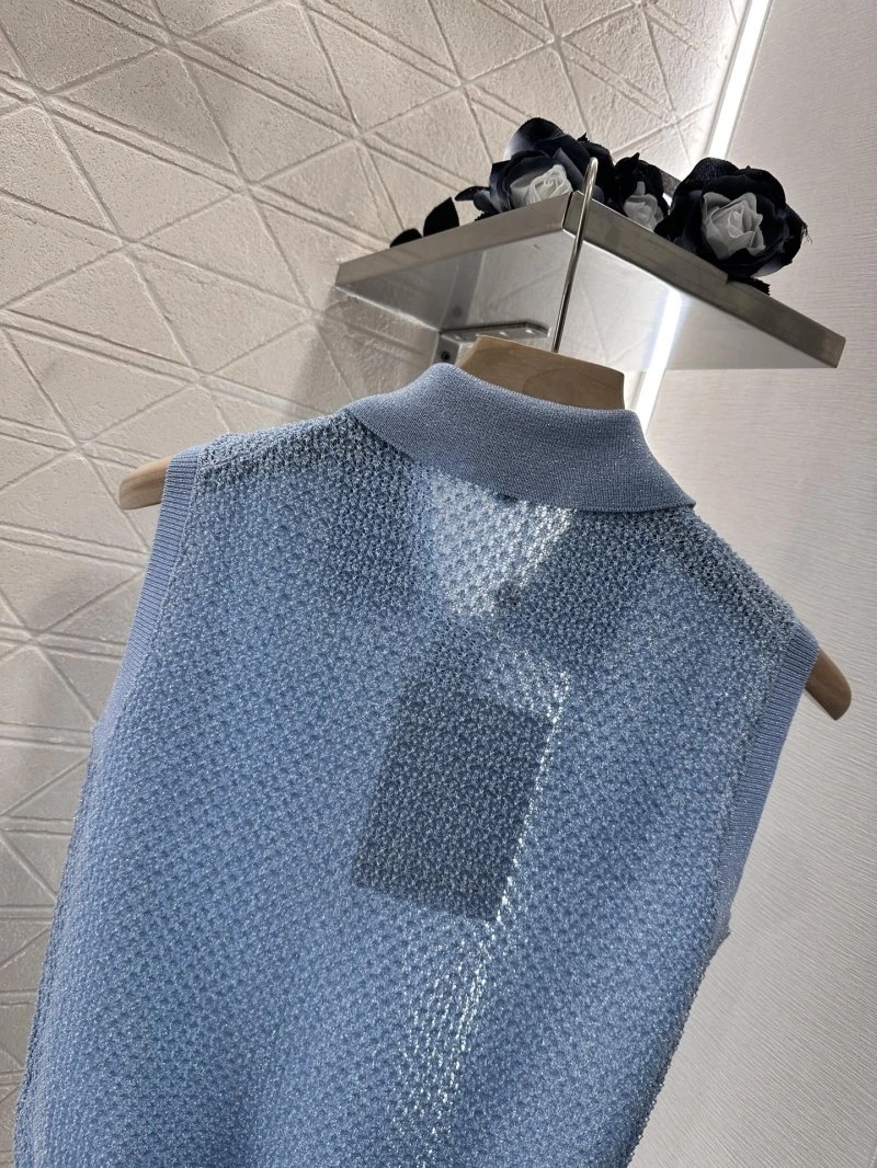 Chanel Vest Vibrant 108367