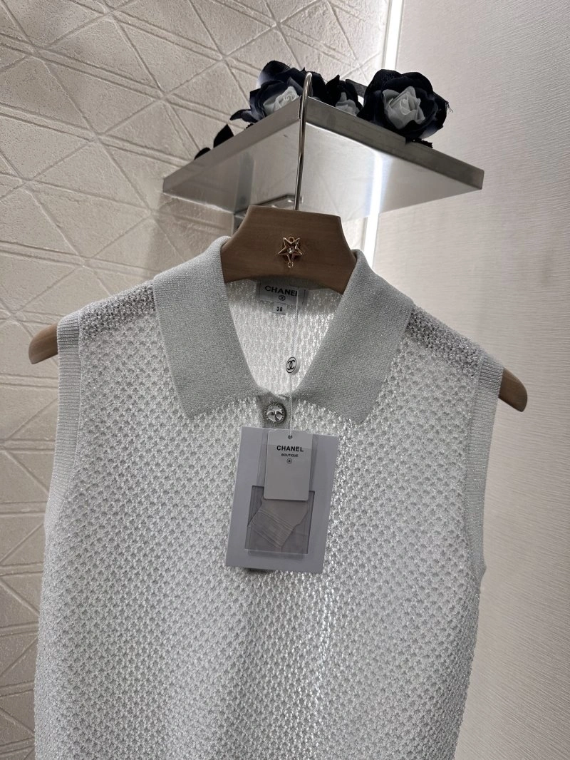 Chanel Vest FashionForward 108378