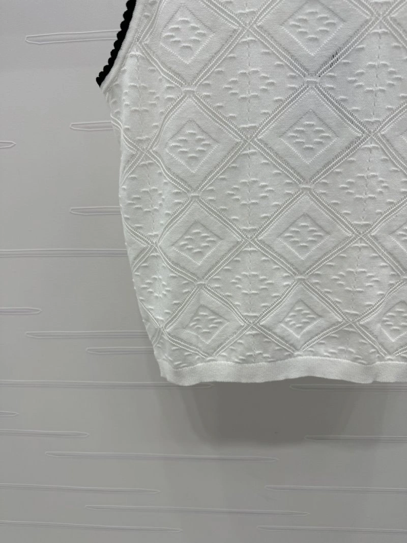 Trendy Chanel Vest 108375