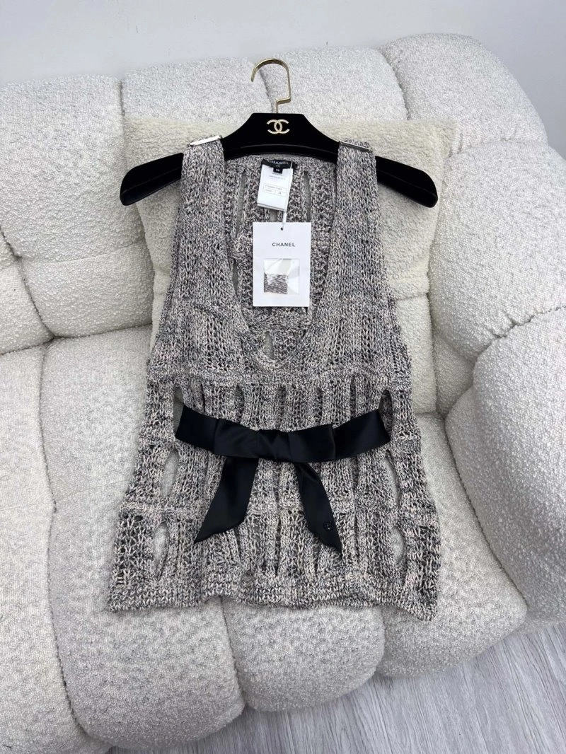 Attractive Chanel Vest 110137