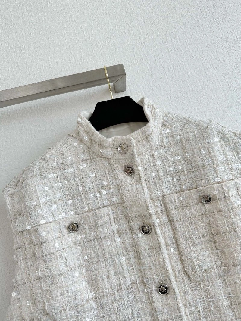 Chanel Vest Lightweight 110123