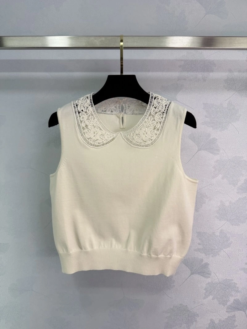 Lightweight Chanel Vest 110139