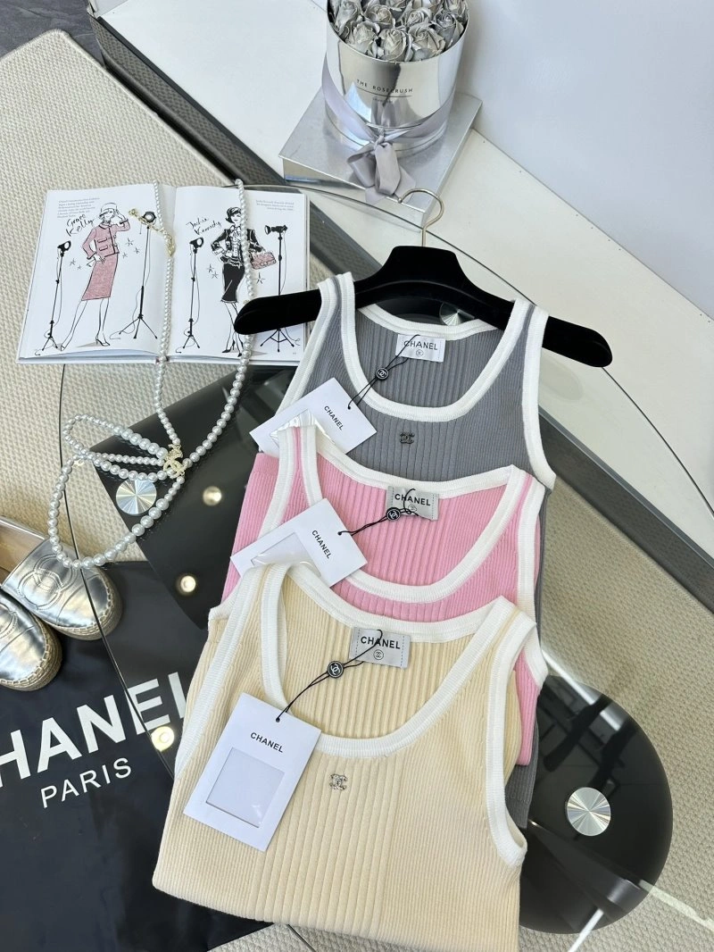 Durable Chanel Vest 110140