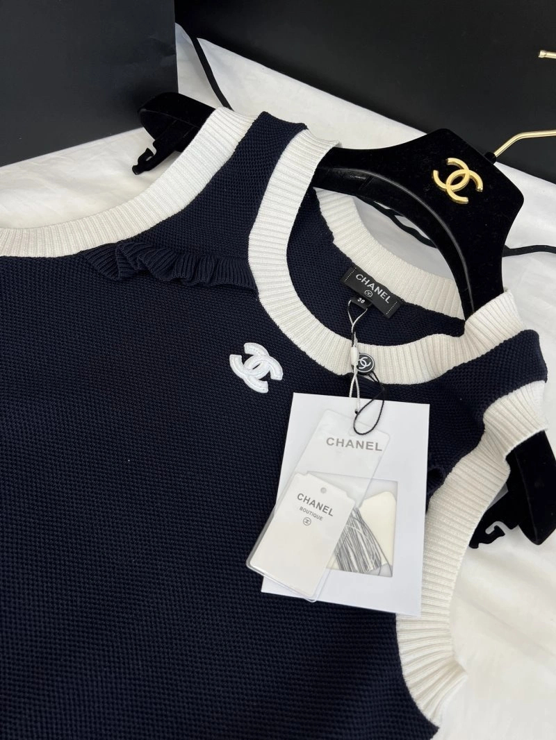 Chanel Vest Bold 110117