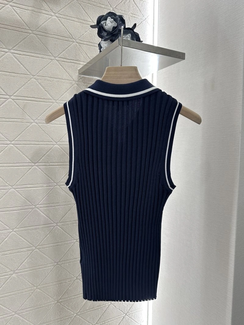 Reliable Chanel Vest 110141