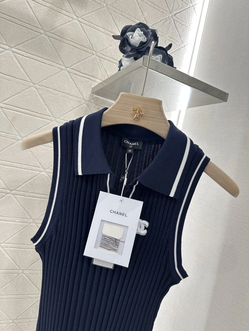 Reliable Chanel Vest 110141